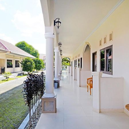 Collection O 91046 Hotel Remaja Indah Masamba Ngoại thất bức ảnh