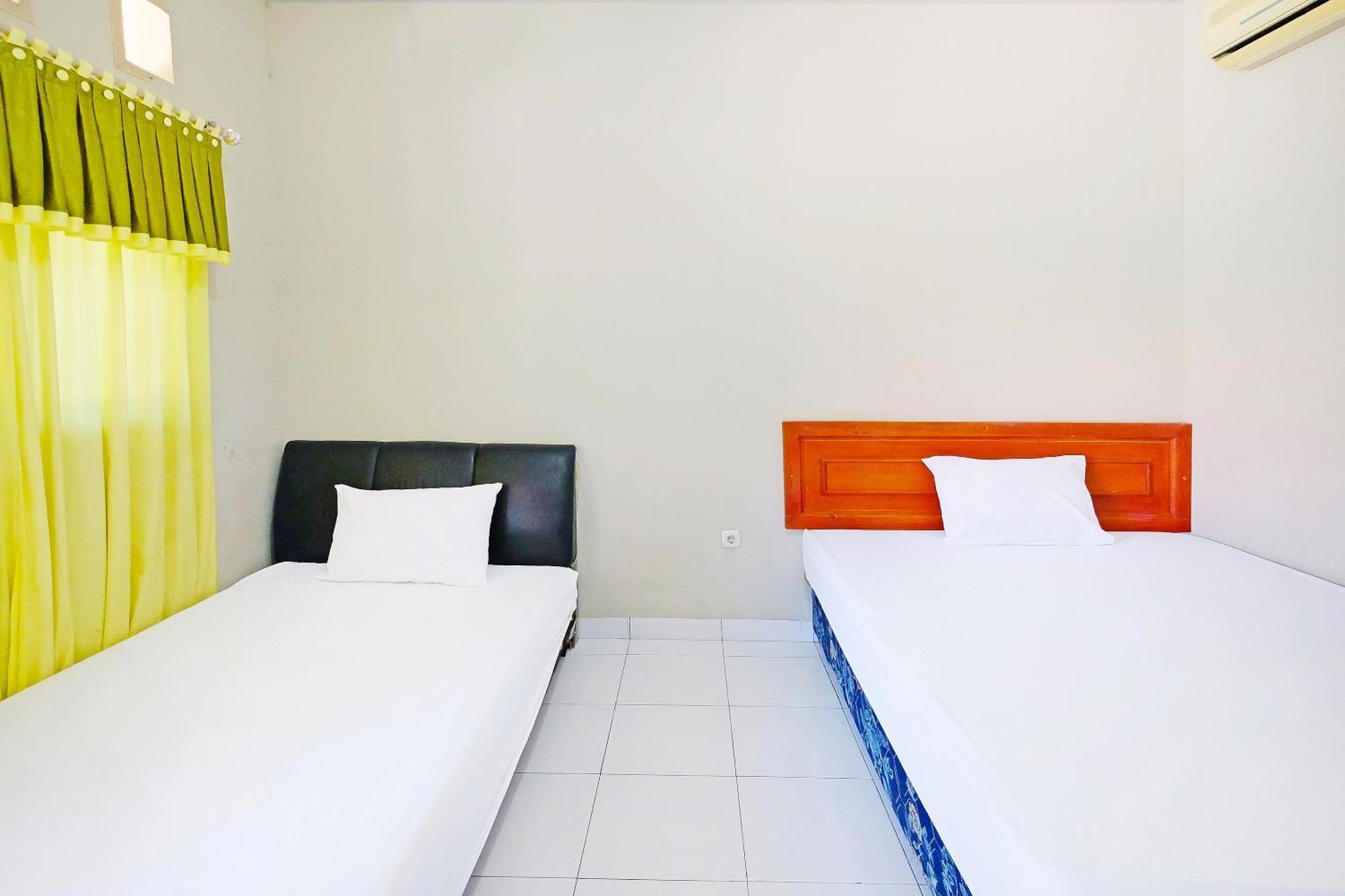 Collection O 91046 Hotel Remaja Indah Masamba Ngoại thất bức ảnh